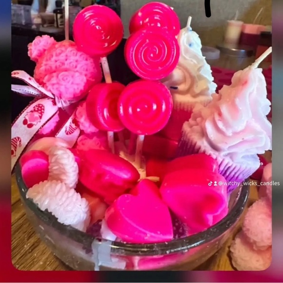 Pink and White Candle Set
